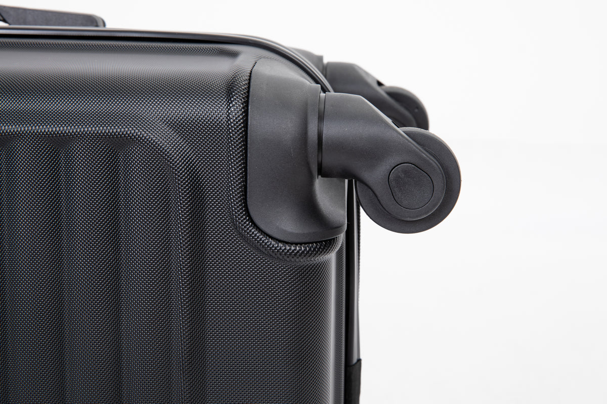 20" Carry on Luggage Lightweight Suitcase, Spinner Wheels, Black product image 9