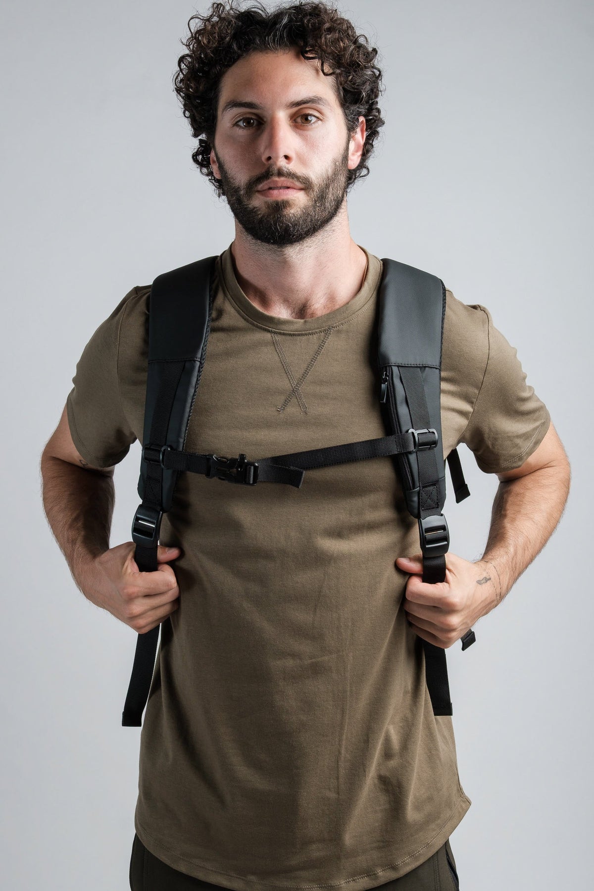 Voyager Expandable Backpack 26L / 38L with Built-in Rain Coat product image 7