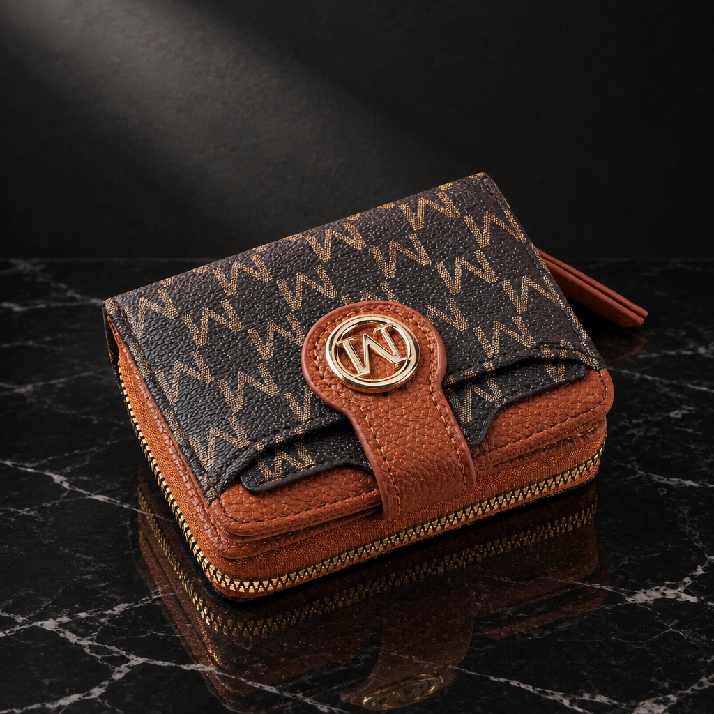Coin purse Luna shot 2
