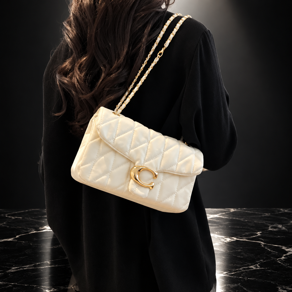 Rhombic Chain Crossbody Bag with Quilted Design