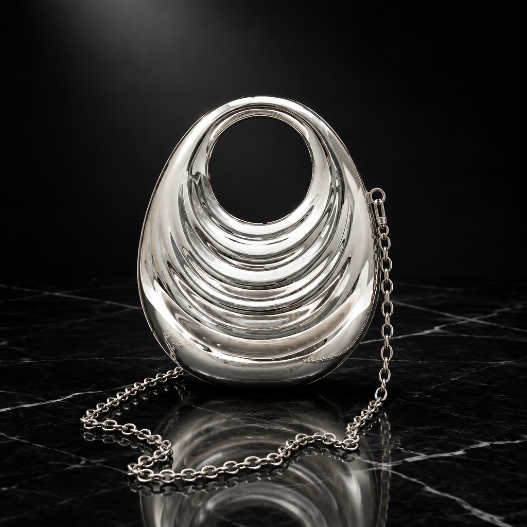 Glossy Shell-Shaped Chain Clutch