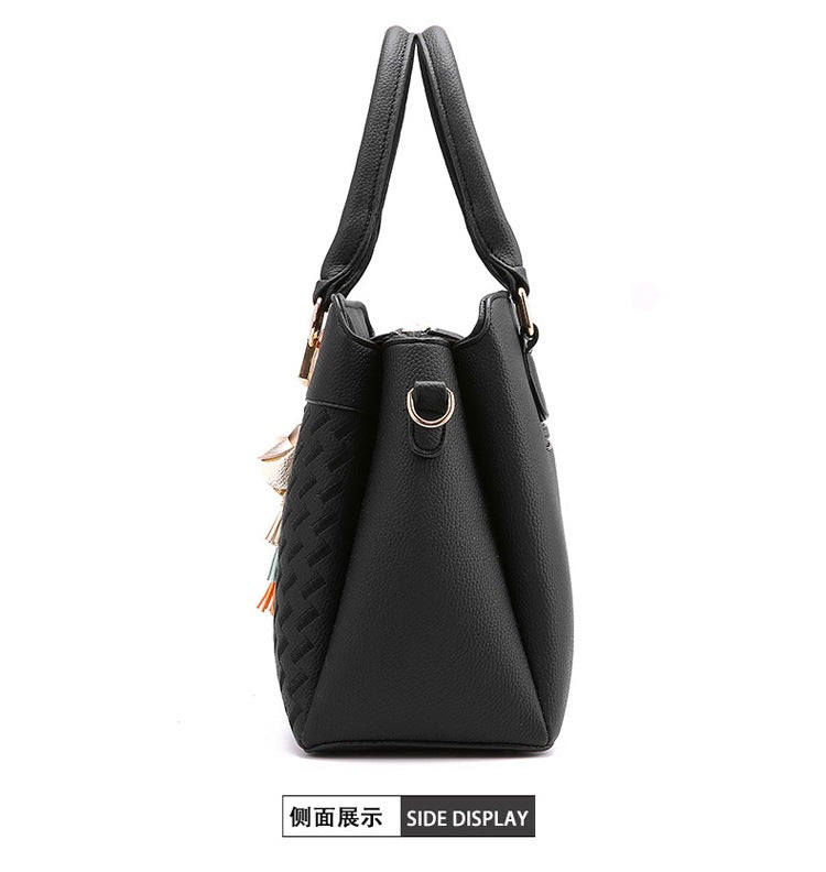 Luna Liora Embroidered Crossbody