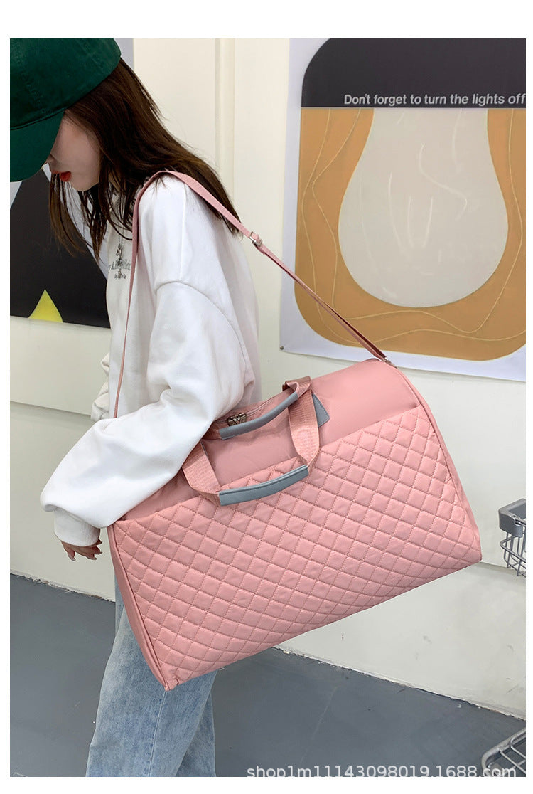 Quilted Fashion Duffle Bag