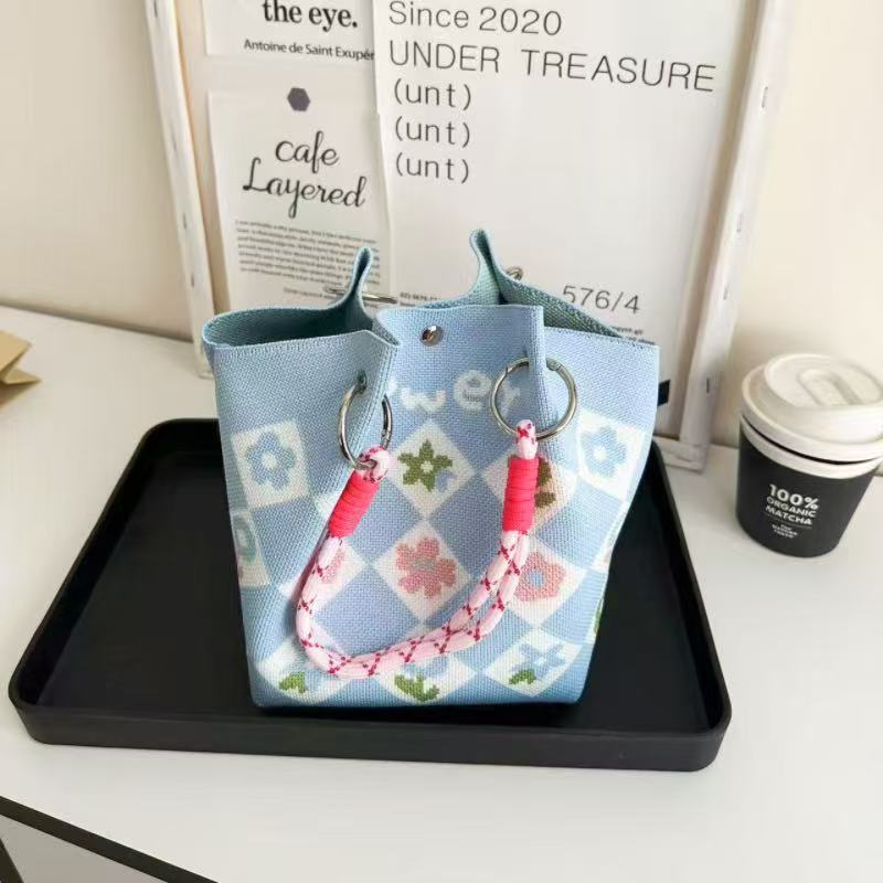 Luna Mono Knit Tote