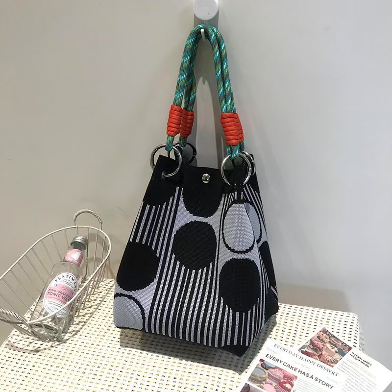 Luna Mono Knit Tote