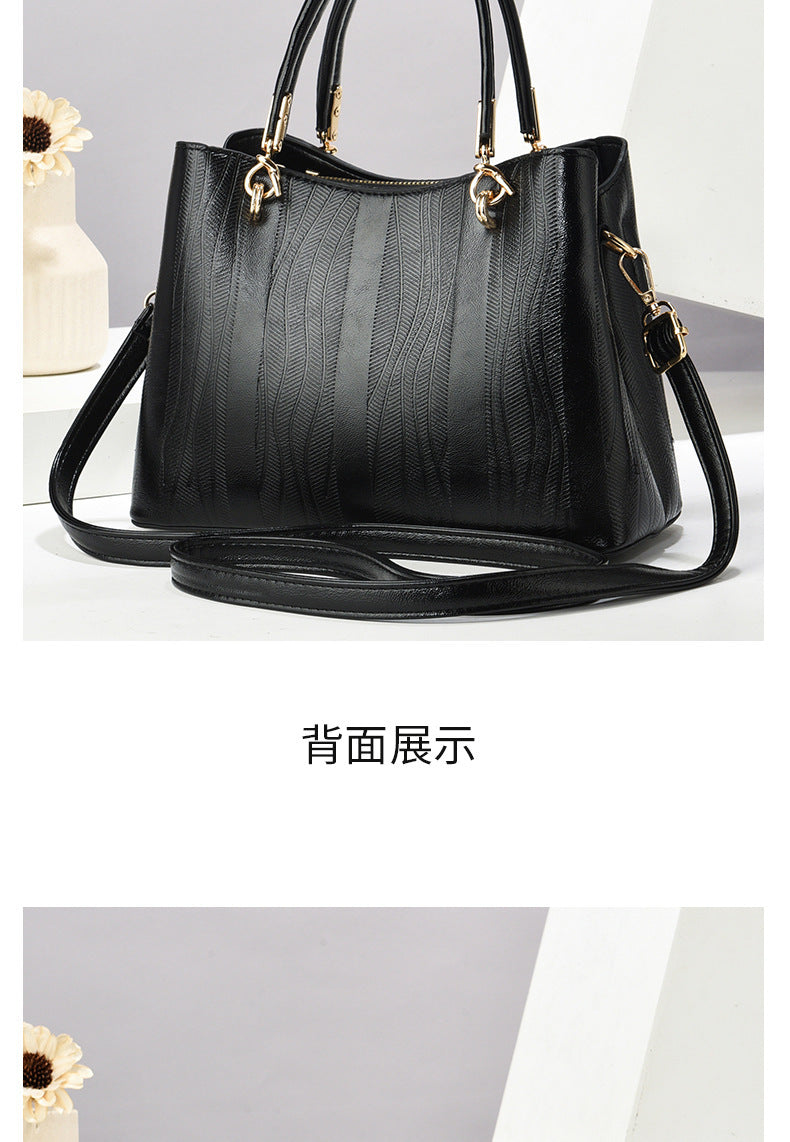 Luna Everyday Crossbody