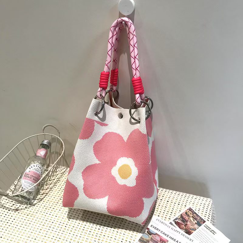 Luna Mono Knit Tote