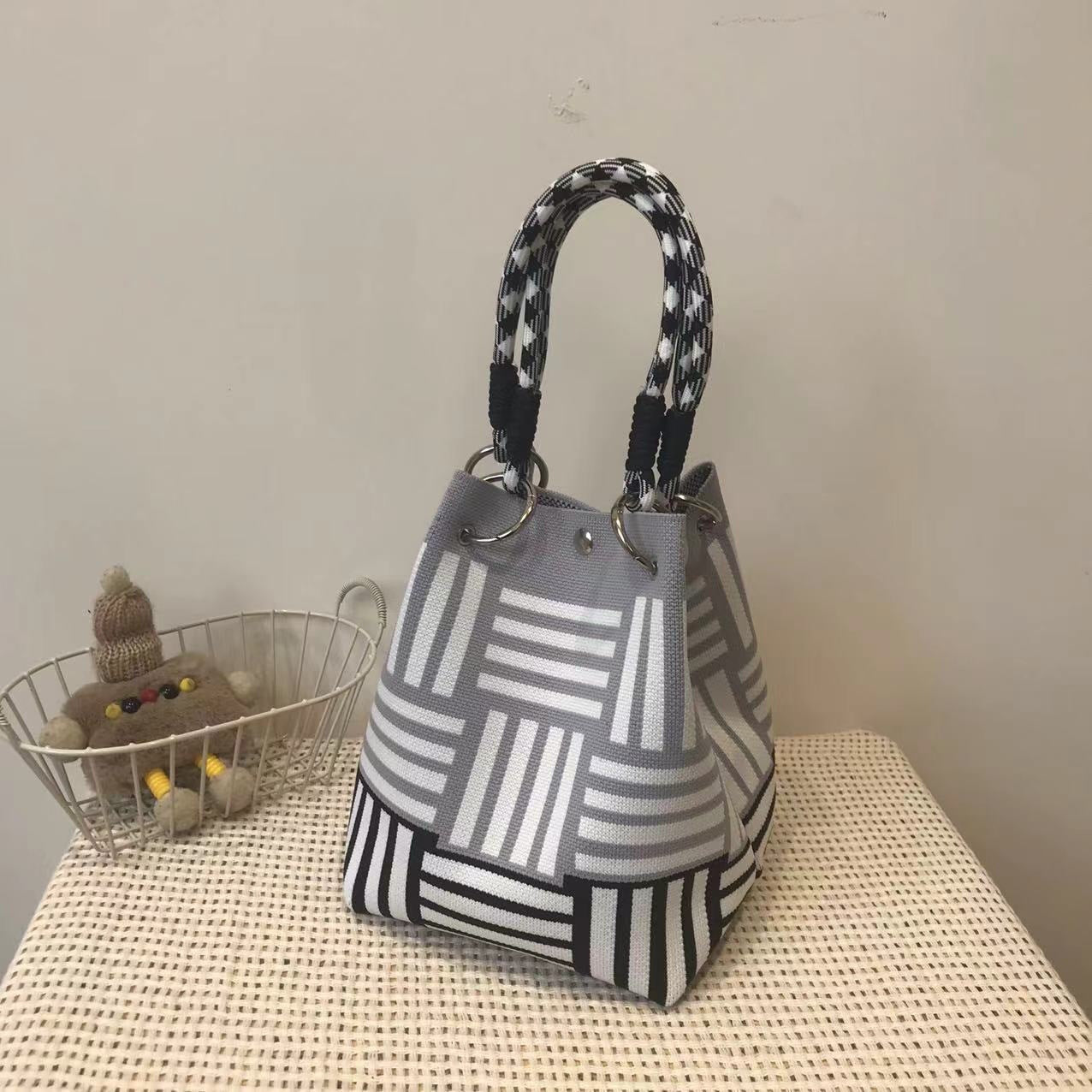Luna Mono Knit Tote