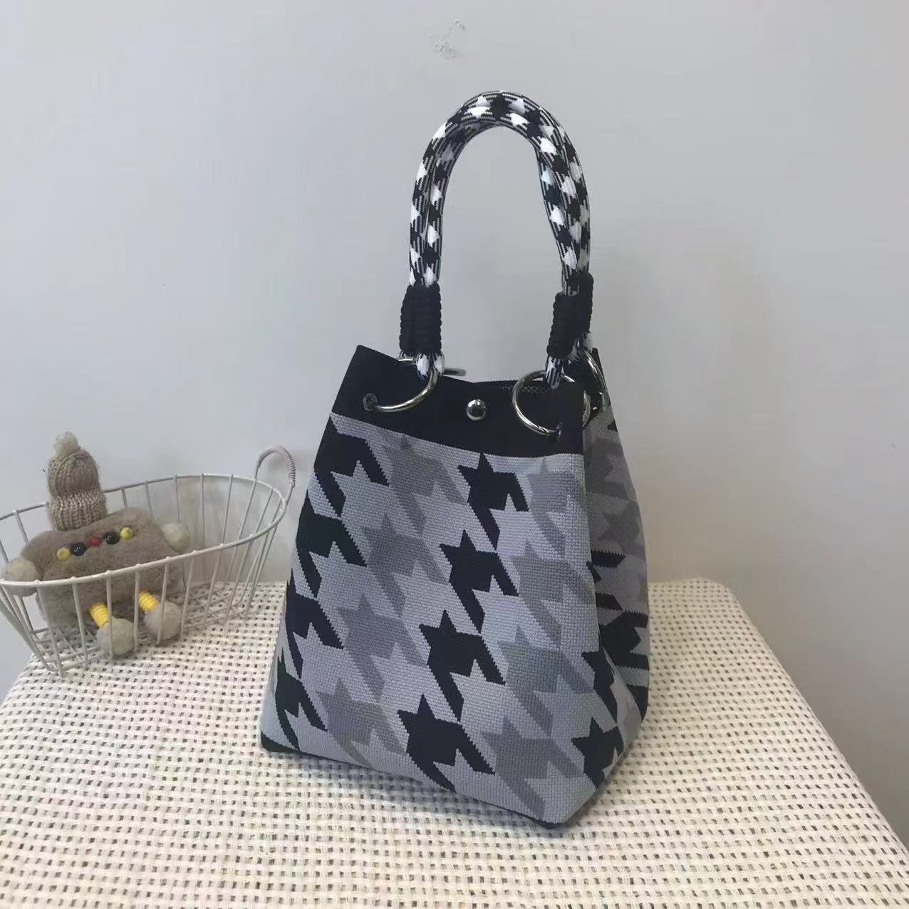 Luna Mono Knit Tote