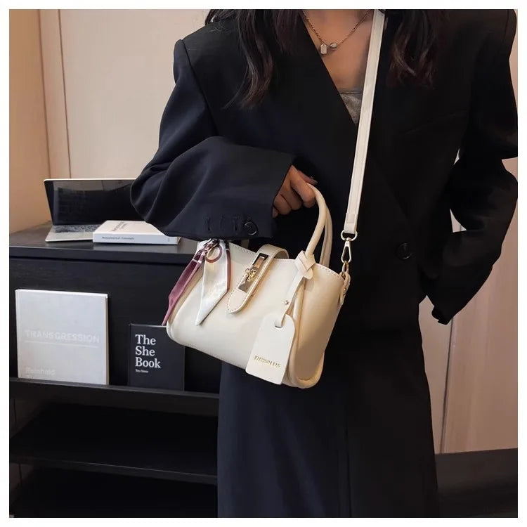 LUNA Atelier Carryall