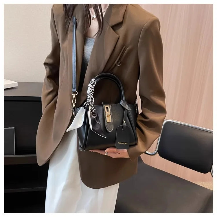 LUNA Atelier Carryall