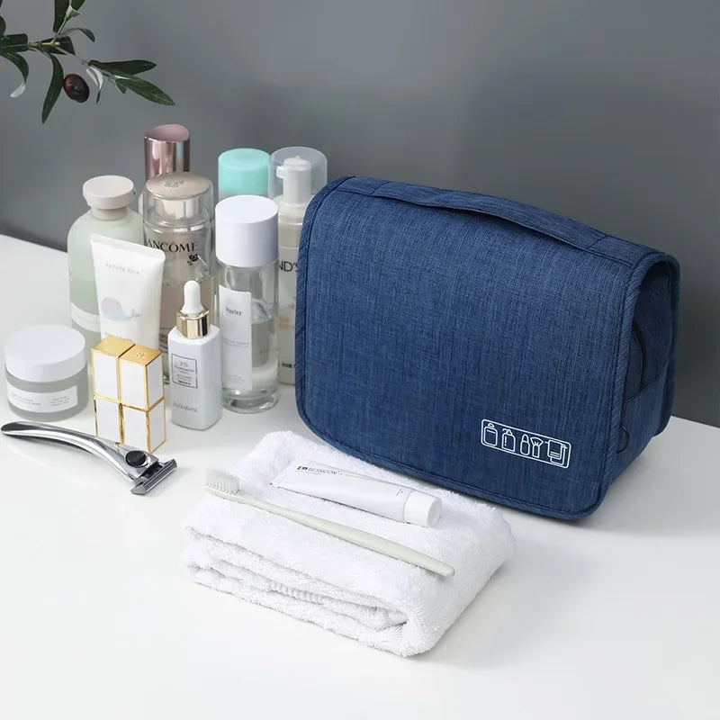 Luna Hang & Go Wash Bag