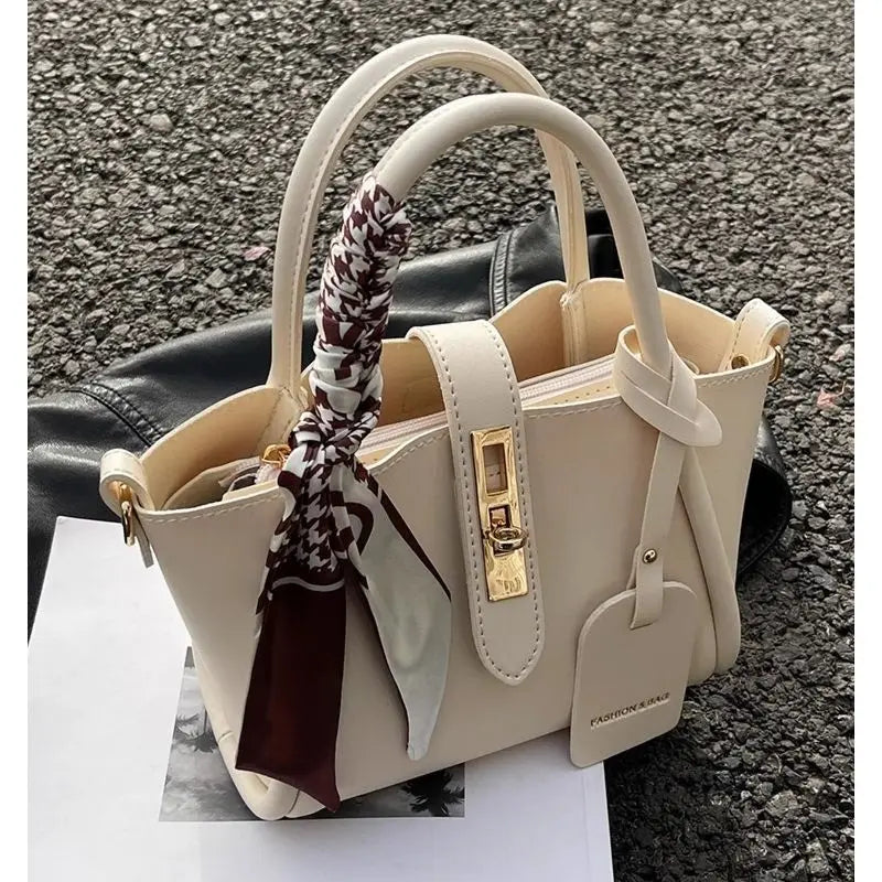 LUNA Atelier Carryall