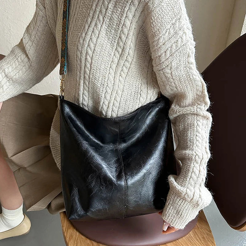 Luna Geo Strap Crossbody