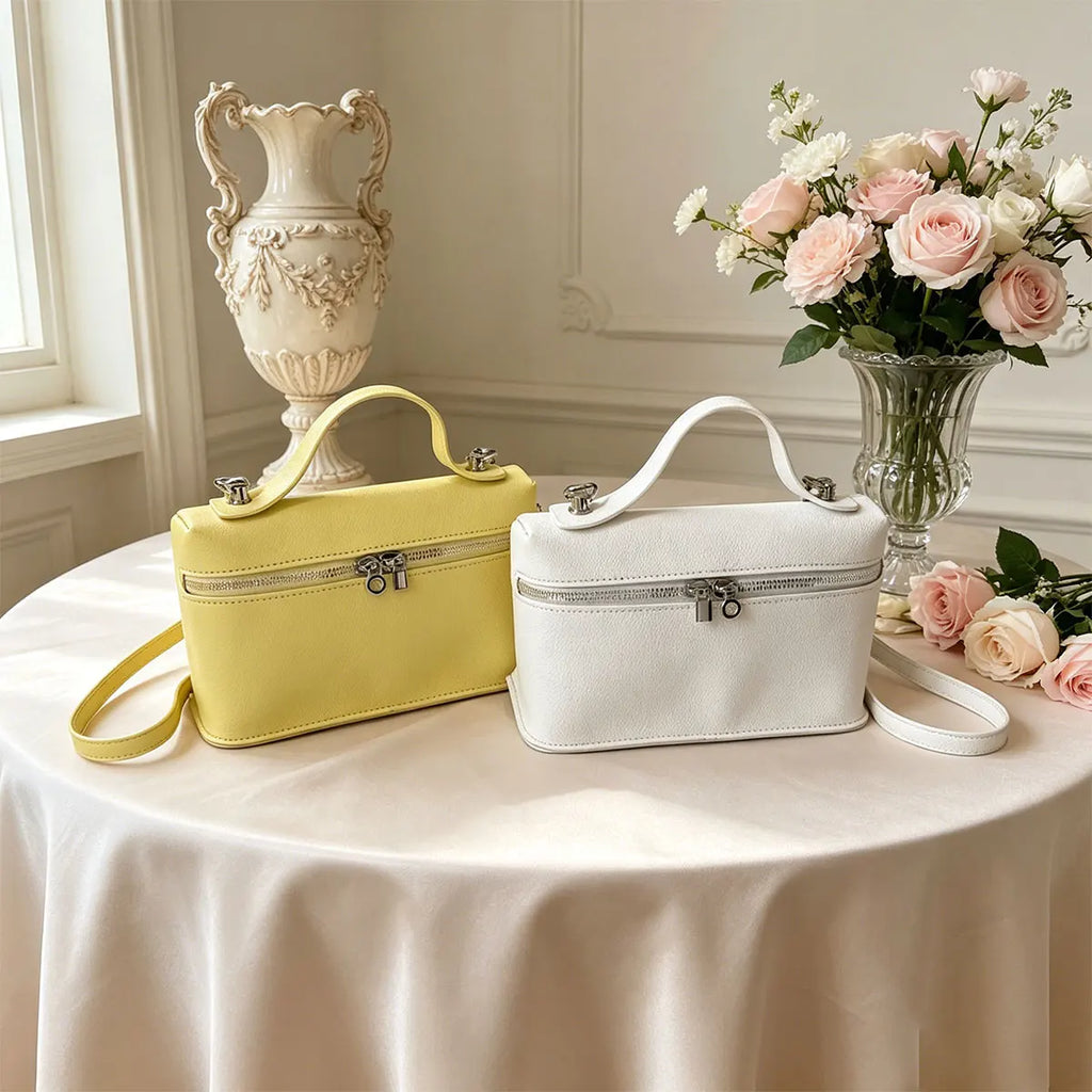 Luna Forma Box Crossbody
