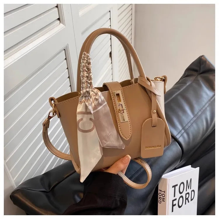 LUNA Atelier Carryall