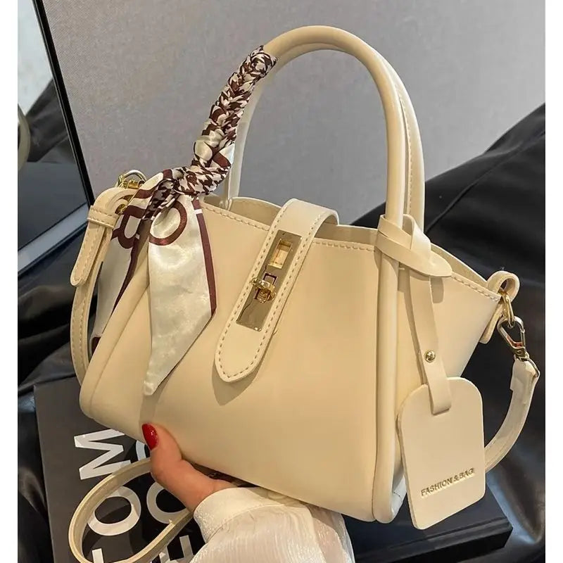 LUNA Atelier Carryall