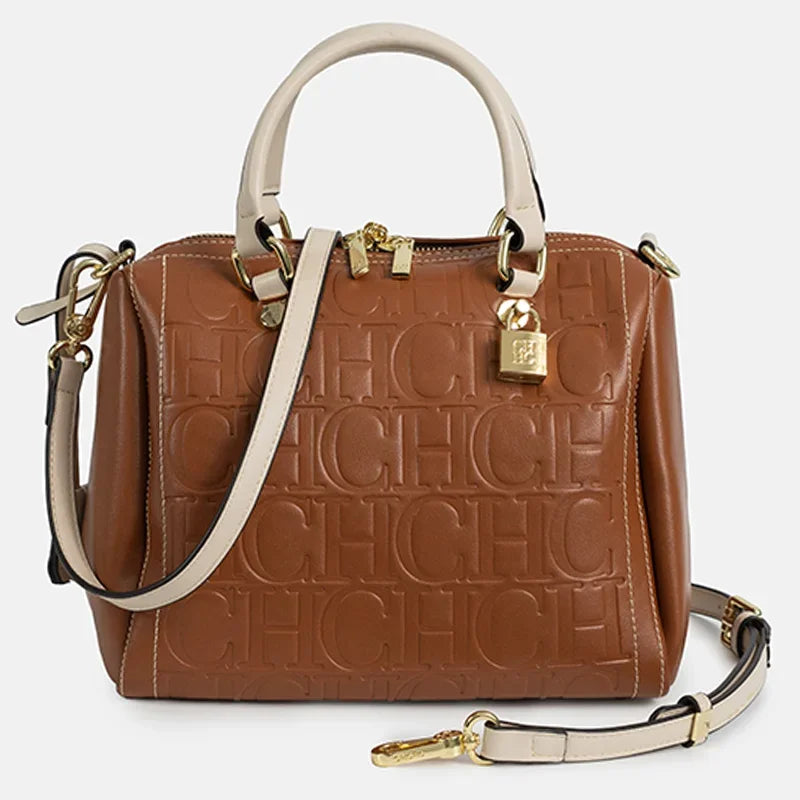 Doktortasche aus Leder mit Monogrammprägung und Schlossanhänger