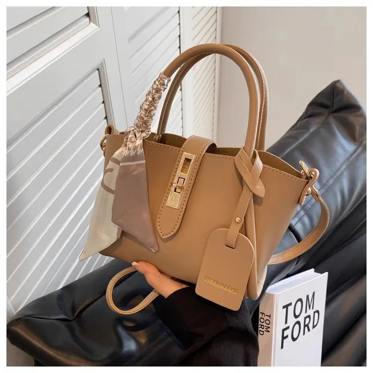 LUNA Atelier Carryall