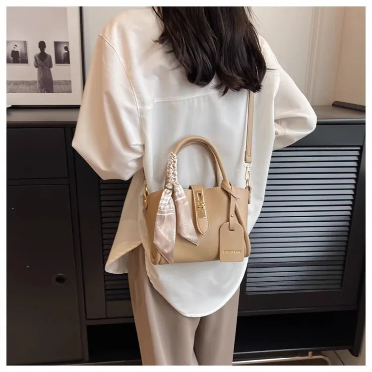 LUNA Atelier Carryall