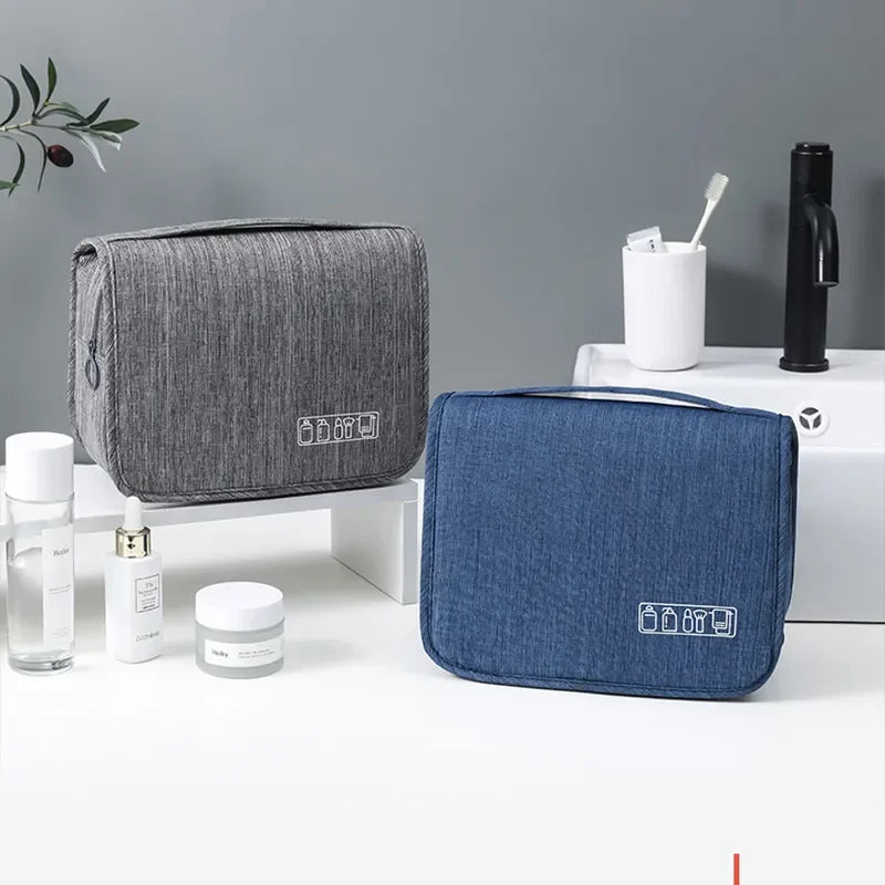 Luna Hang & Go Wash Bag