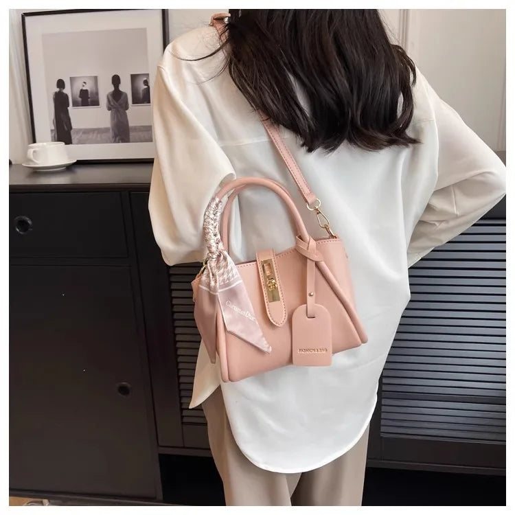 LUNA Atelier Carryall