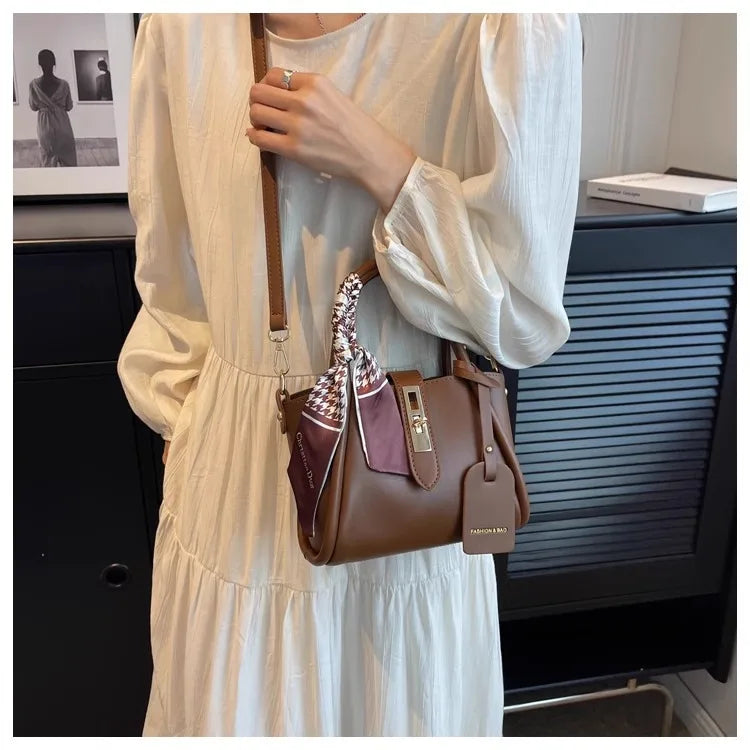 LUNA Atelier Carryall