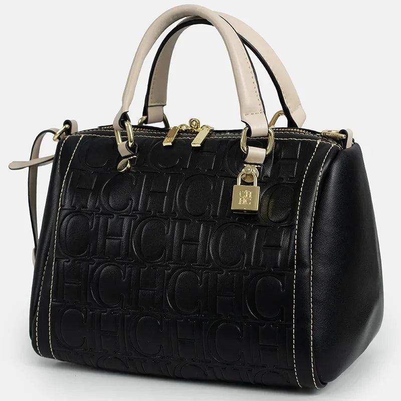 Doktortasche aus Leder mit Monogrammprägung und Schlossanhänger