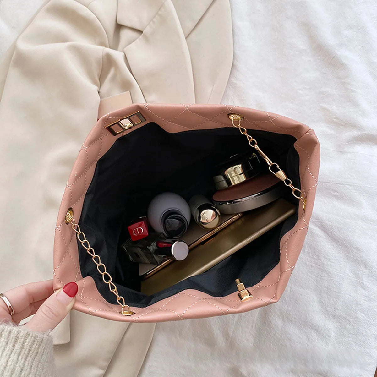 Luna Diamond Structured Bag