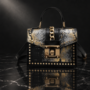 Alligator crossbody Luna shot 9