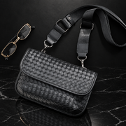 Check pouch Luna shot 13