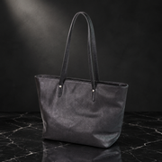 Cowhide tote Luna shot 5