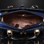 Croc handbag Luna shot 5