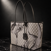 Horse tote Luna shot 8