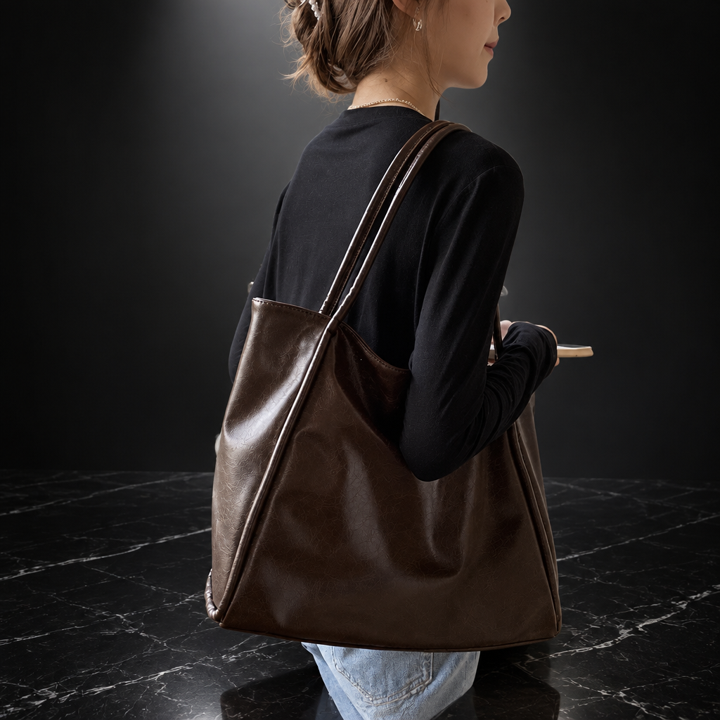 Open-Top Commuter Tote with Phone Pockets