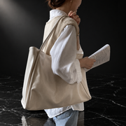 Open-Top Commuter Tote with Phone Pockets