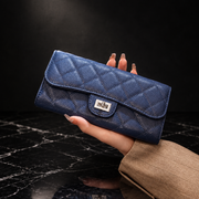 Leather wallet Luna shot 2