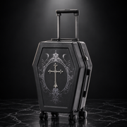 Luna luggage shot 18