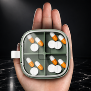 Pill organizer Luna shot 4