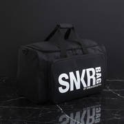 SNKR travel bag preview 1