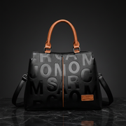 Tess bag shot 3