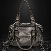 Tote shot 24